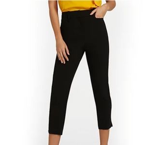 New York & Co High Waisted Capri Pants